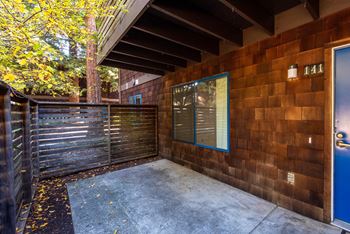 Balcony/patio